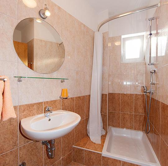 Apartments Milana 2 Tučepi Eksteriør billede