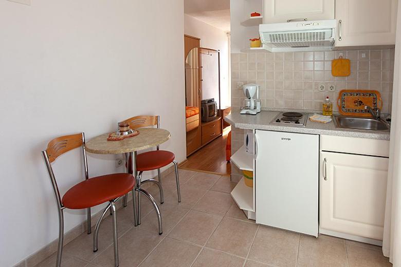Apartments Milana 2 Tučepi Eksteriør billede