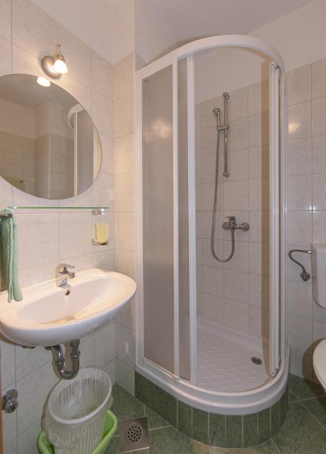 Apartments Milana 2 Tučepi Eksteriør billede