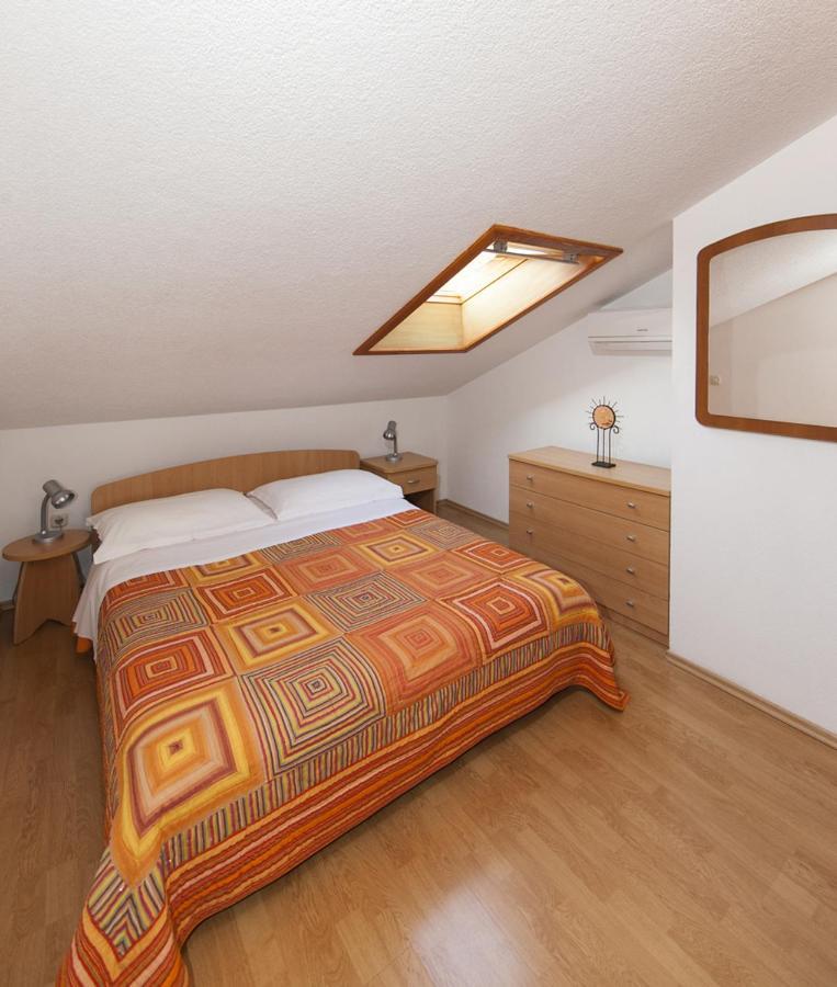 Apartments Milana 2 Tučepi Eksteriør billede